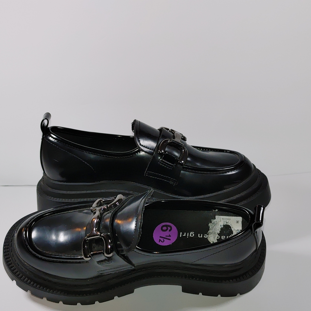 Madden Girl Black Patent Platform Loafers - Picture 10 of 14